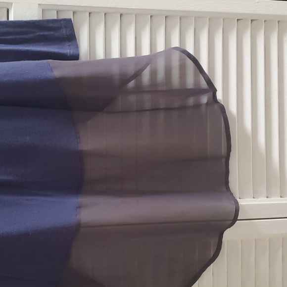 Flowy blue long-sleeved top - Picture 8 of 12